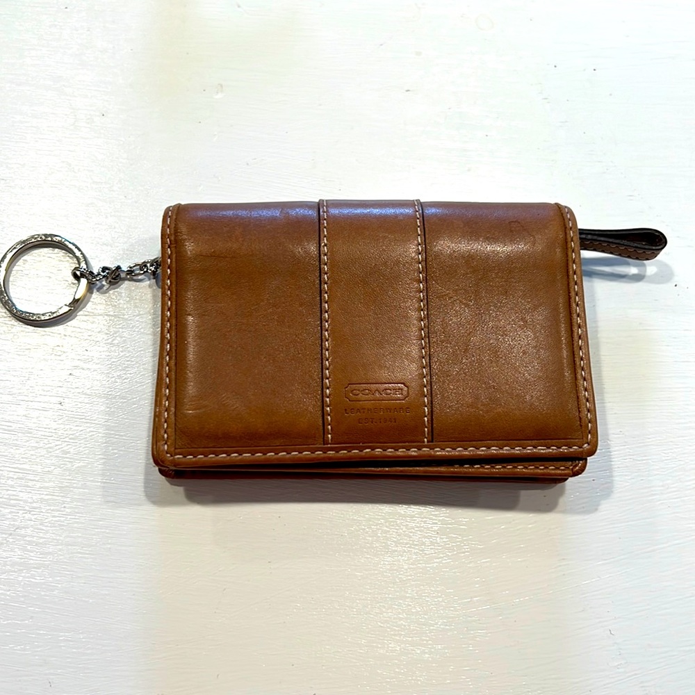 Coach Wallet with key ring excellent shape